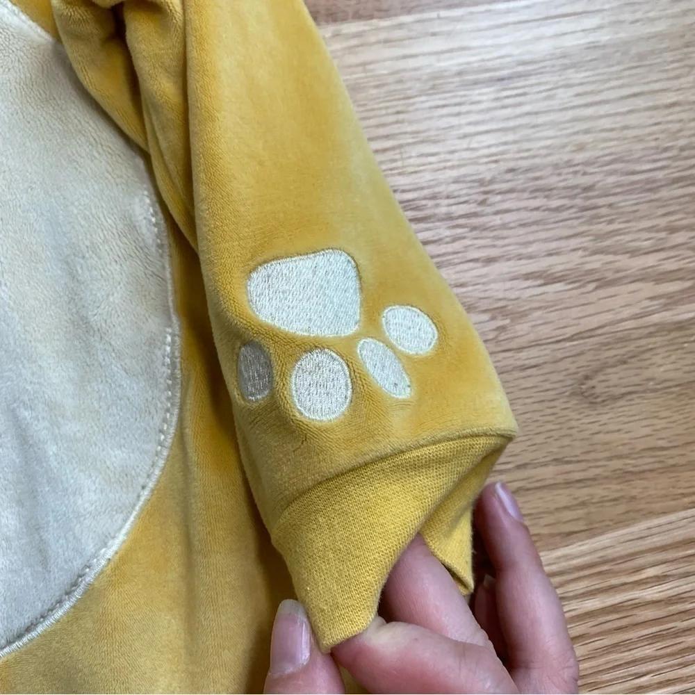 Disney Baby Simba Footless Pajamas Body Suit Lion King 12-18 mos W/ Hat Yelllow